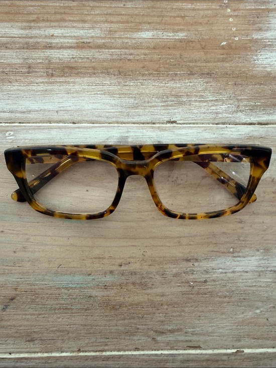 Accessories - Tortoiseshell Rectangular Reading Glasses